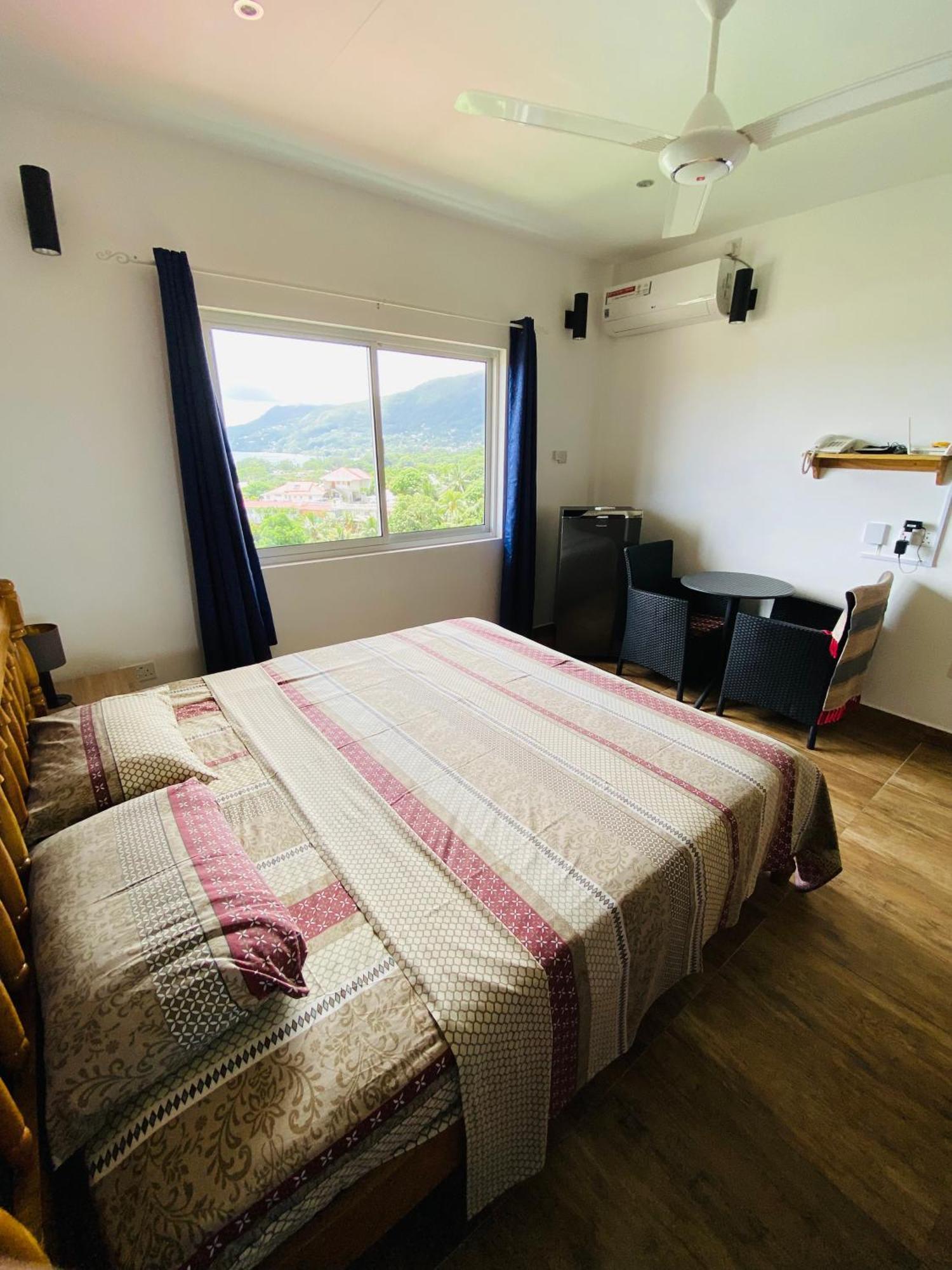 Oceanic View Apartments 보발롱 외부 사진